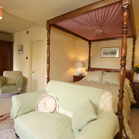 The Cornmill 4*