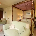 玉米磨坊旅馆 4*